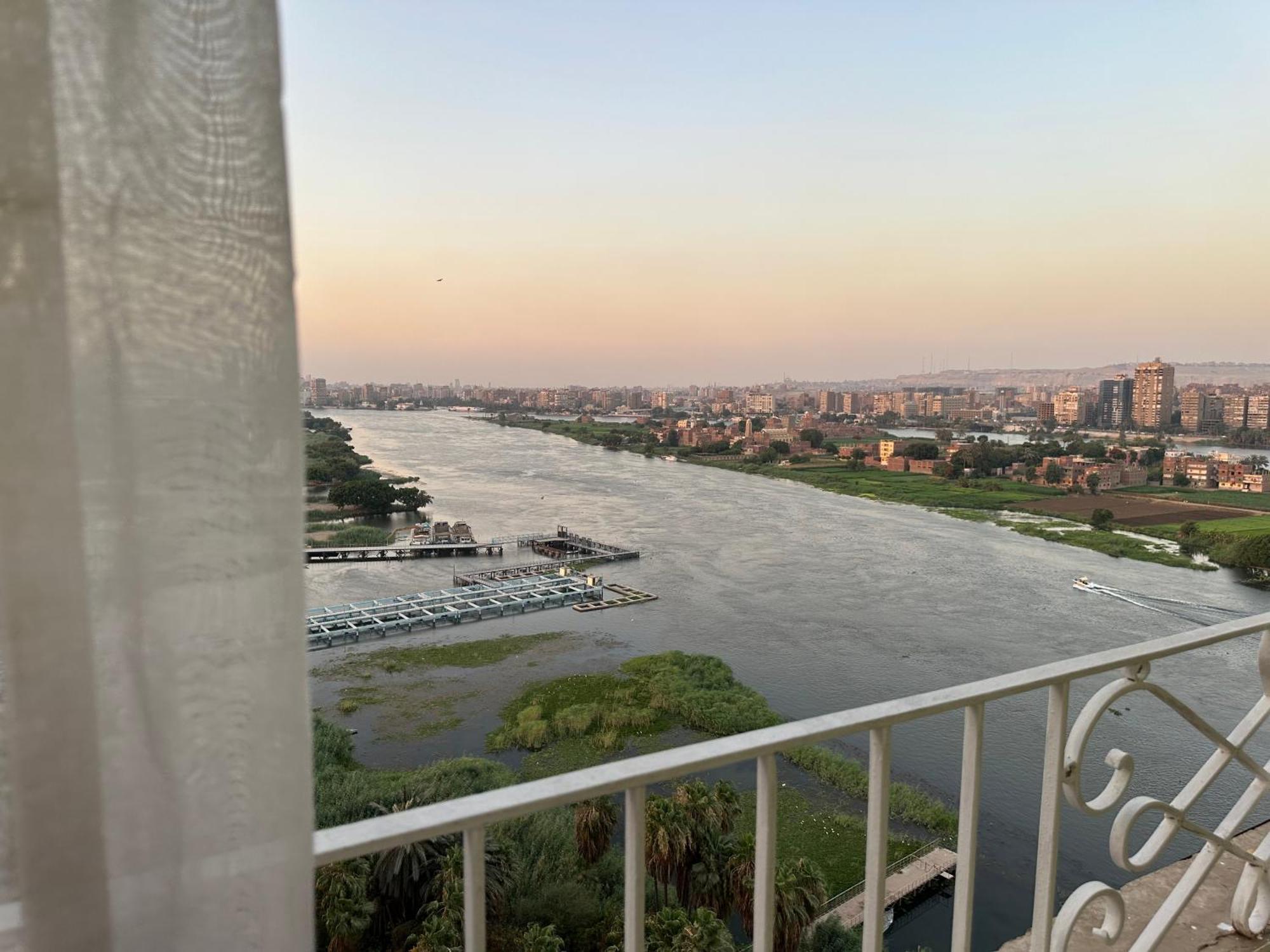 فاخرة مطلة علي نهر النيل Cairo